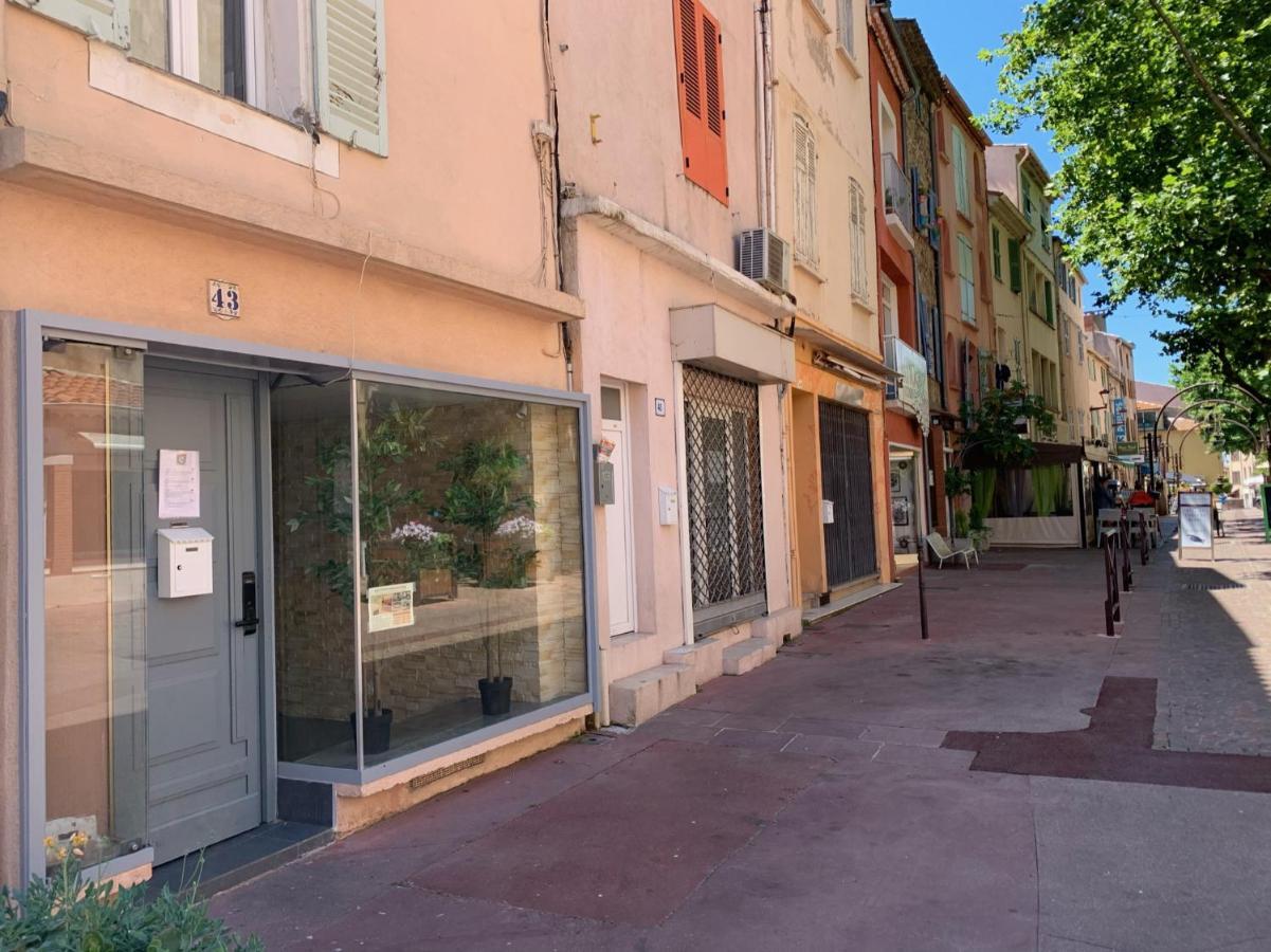 Splendide Studio Au Coeur Historique De Frejus Fréjus Exterior foto