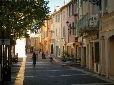 Splendide Studio Au Coeur Historique De Frejus Fréjus Exterior foto