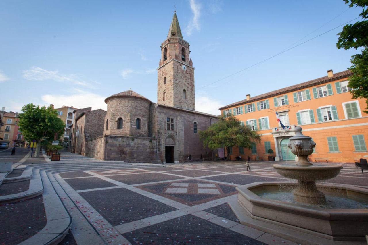 Splendide Studio Au Coeur Historique De Frejus Fréjus Exterior foto